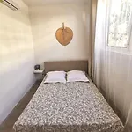 Golden - Equipe - Clim - Wifi - A Pied - Centre - Plages * Saint-Raphael (Var)