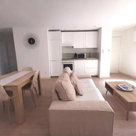 Golden - Equipe - Clim - Wifi - A Pied - Centre - Plages Apartment *