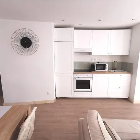 Golden - Equipe - Clim - Wifi - A Pied - Centre - Plages Saint-Raphael (Var)