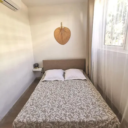 Golden - Equipe - Clim - Wifi - A Pied - Centre - Plages * Saint-Raphaël