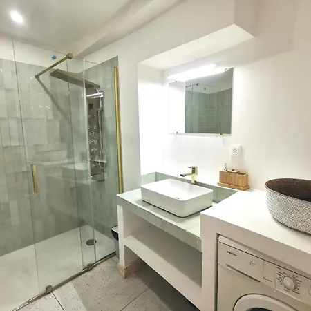 Golden - Equipe - Clim - Wifi - A Pied - Centre - Plages *